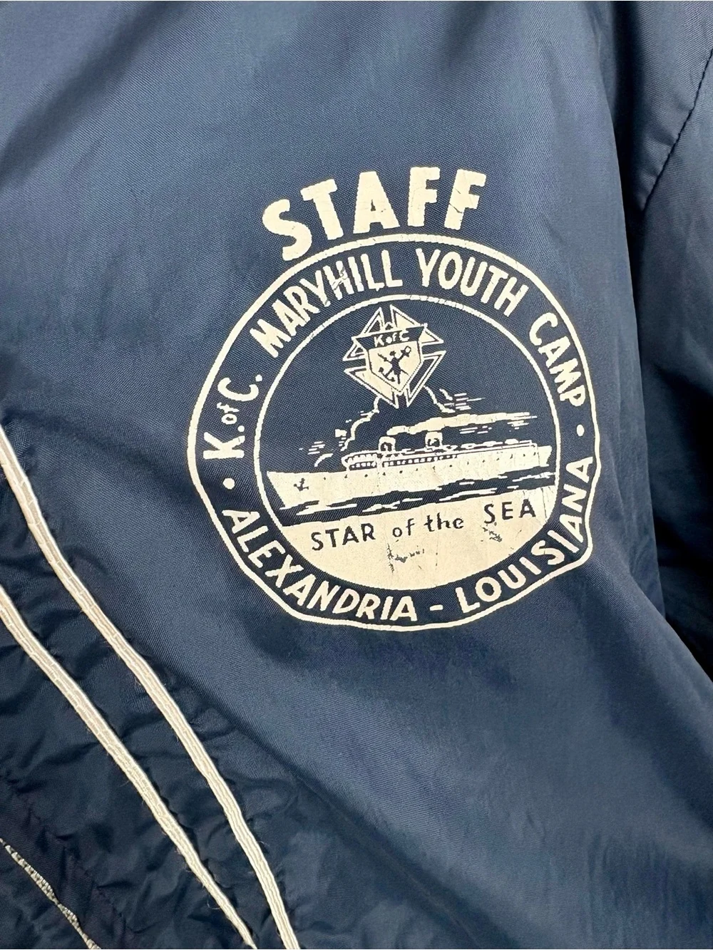 VTG 1970s Knights of Columbus Camp Maryhill Navy Hooded Windbreaker Jacket